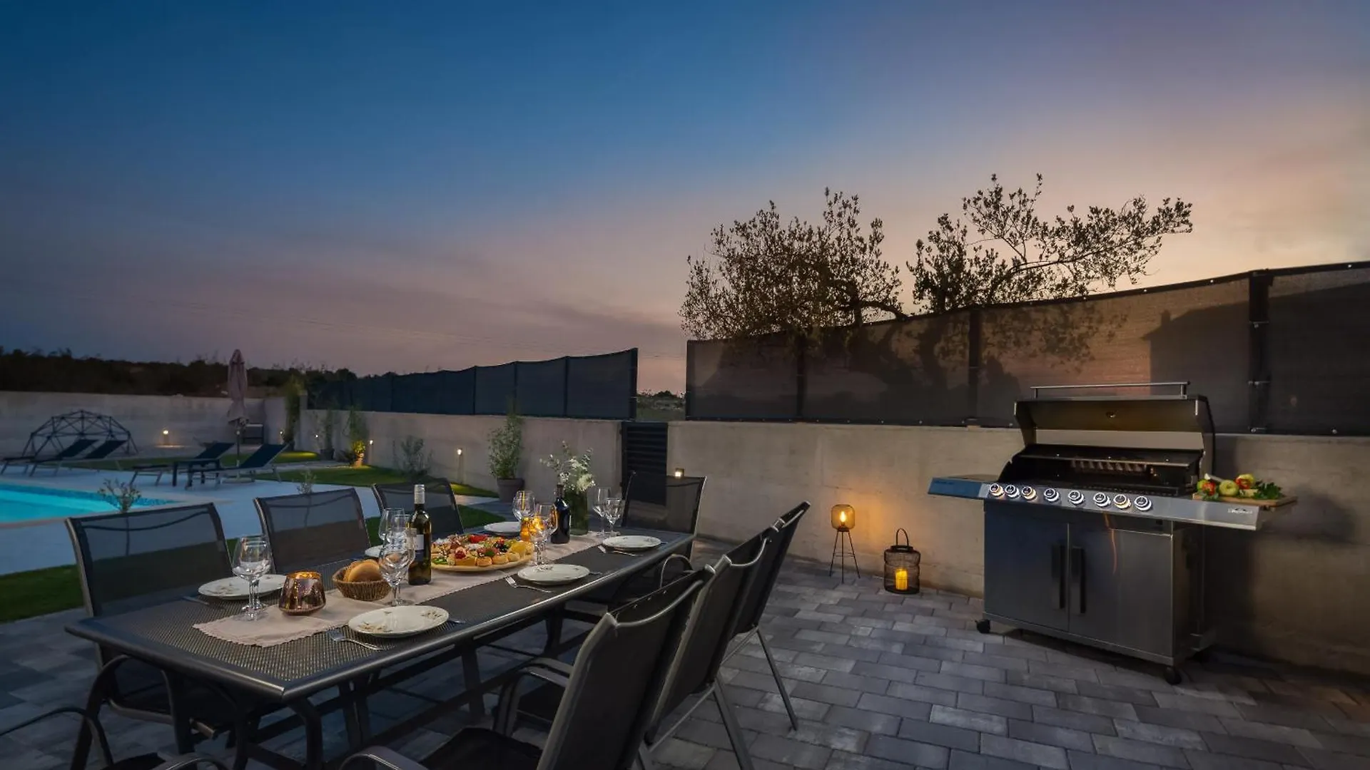 Villa Lacus In Vrana With Pool