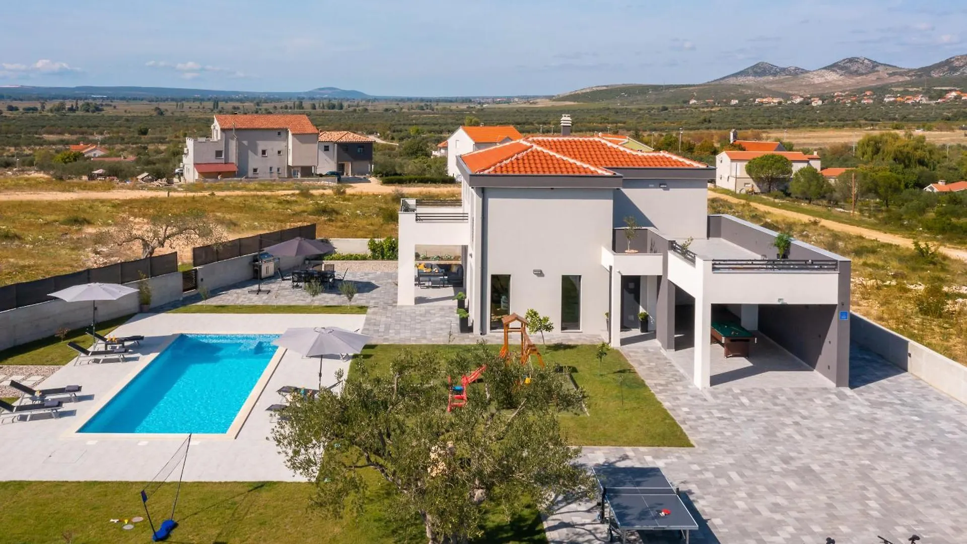 Villa Lacus In Vrana With Pool