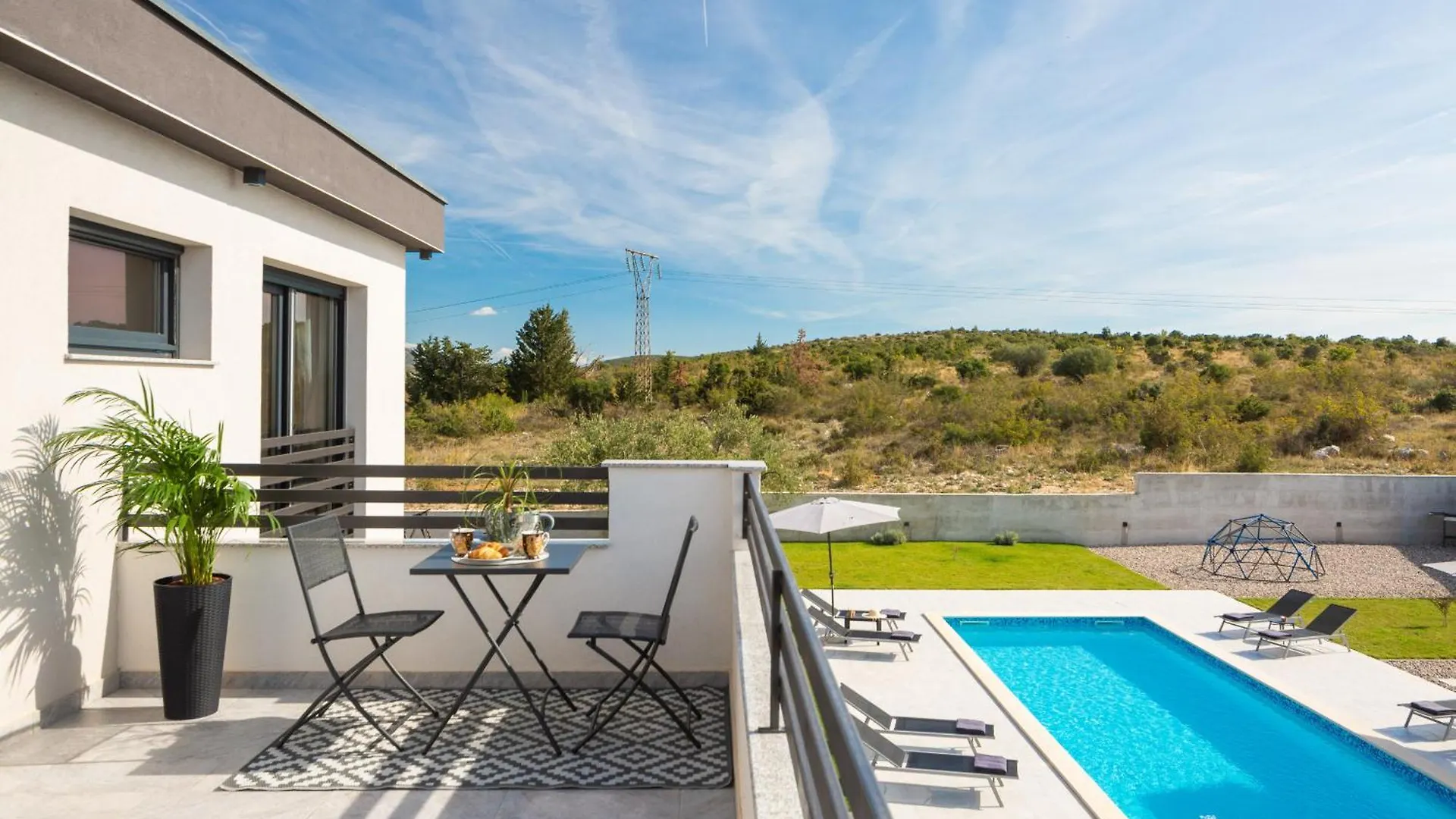 Villa Lacus In Vrana With Pool  Vrana (Zadar)