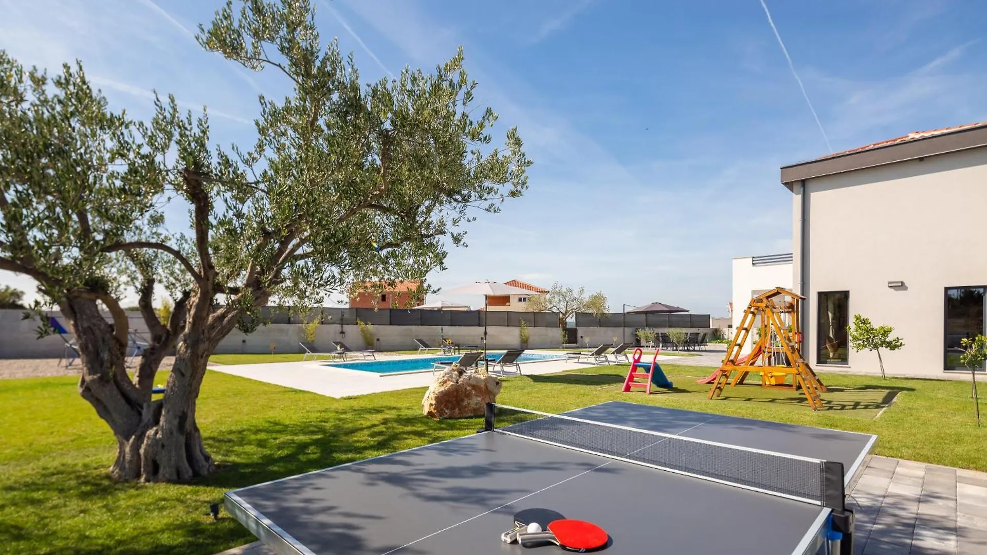 Villa Lacus In Vrana With Pool
