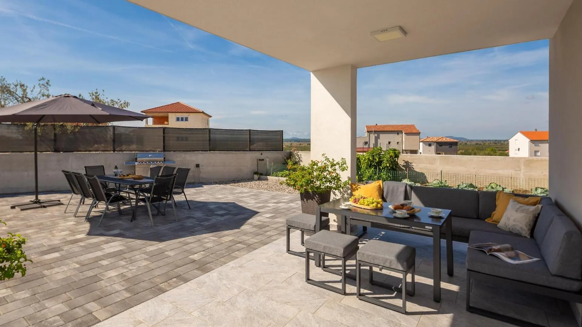 Villa Lacus In Vrana With Pool