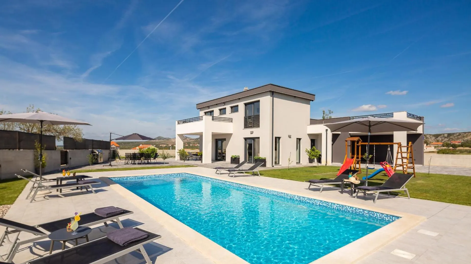 Villa Lacus In Vrana With Pool
